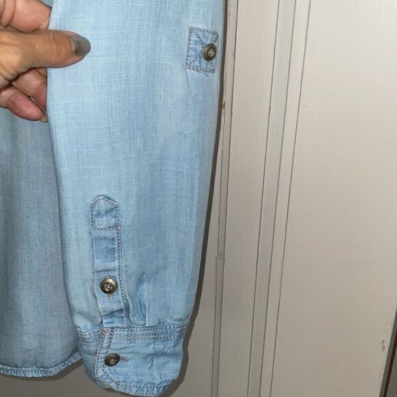 Talbots light blue denim chambray long sleeved shirt - Picture 7 of 10